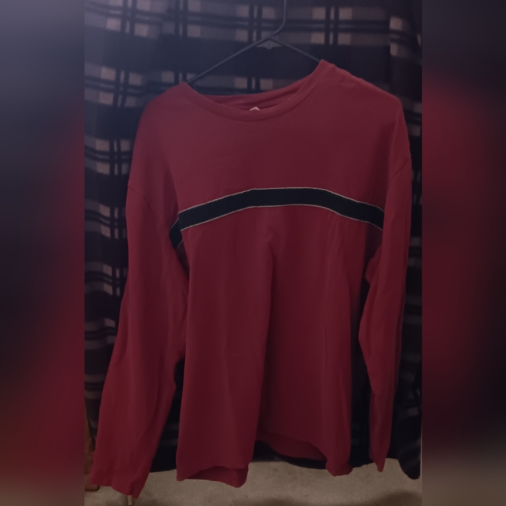 90s Y2K Dark Red Crew Neck Long Sleeve with Black Stripe
